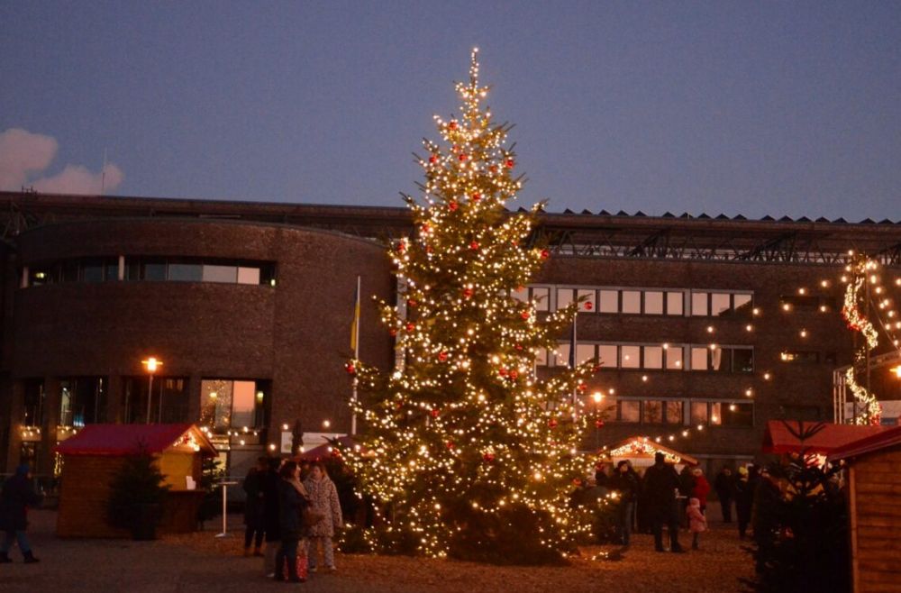 2024 Weihnachtszauber Garbsen Rathaus